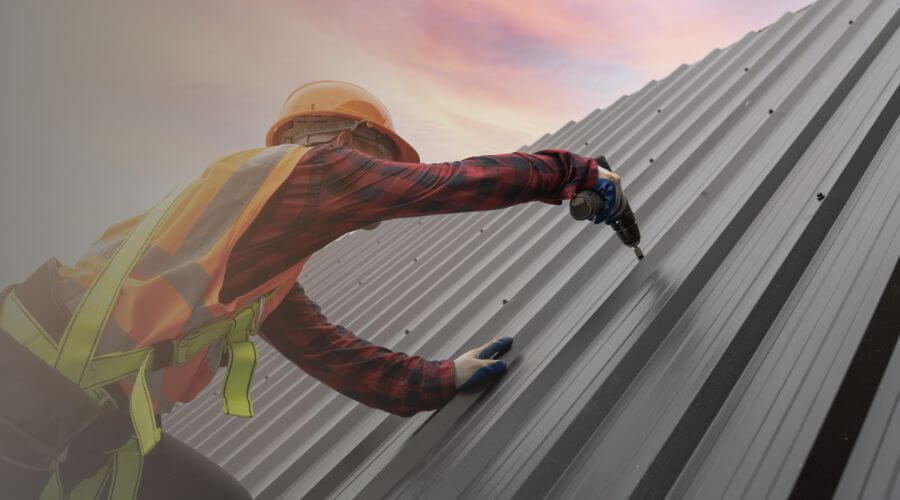 Professional gutter cleaning in Cedar Rapids, NE